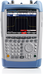 Rohde & Schwarz FSH8.18 No. Parte 1309.6000.18 Analizador de espectro portable con rango de frecuencia de 9 kHz a 8 GHz, preamplificador integrado para alta sensibilidad y generador de tracking. Interface USB y LAN para control remoto