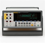 Fluke 8845A 120V, Multímetro de Precisión. 6.5 Dígitos, 0.0035% de Exactitud Básica en VDC. Interfaces USB (para almacenamiento)